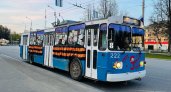 Троллейбусы в Йошкар-Оле украсили к празднику