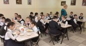 В восьми школах Марий Эл нашли испорченные овощи, молоко и пряники