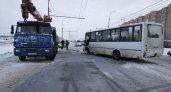В Йошкар-Оле произошло столкновение КАМАЗа и автобуса