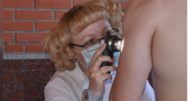 Врачи обследуют родинки йошкаролинцев на наличие рака