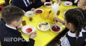 Грязная техника, ободранные стены и холодная еда: столовые в марийских школах не прошли проверку