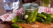 Хрустят так, что соседи сбегутся: быстрый рецепт малосольных огурцов, от которых пальчики оближешь