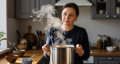 Опасно и невкусно: почему нельзя разогревать всю кастрюлю с супом повторно - мнение экспертов