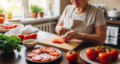 Секрет идеальной закуски из помидоров: простая заправка превращает обычные кружочки в деликатес за 30 минут