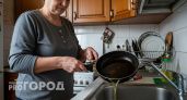 Куда на самом деле нужно выливать масло со сковороды после готовки: запомните навсегда