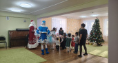 Малыши из дома ребенка получили подарки к Новому году  