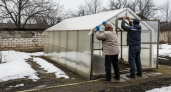 Главные враги поликарбоната на теплице: как продлить срок службы покрытия в 2 раза без лишних трат