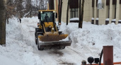 Стало известно, сколько дворников и тракторов чистят Йошкар-Олу от снега