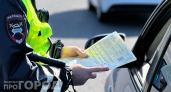 «Заберут номера и оштрафуют»: касается всех, у кого авто старше 15 лет — что на самом деле грозит водителям