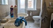 Можно ли смывать туалетную бумагу в унитаз: опытный сантехник ответил точно