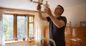 Люстры на потолке больше не в моде: что теперь выбирают дизайнеры - смотрится легко и расширяет комнаты