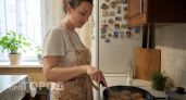 Подсолнечное масло выкинула в мусорку: вместо него жарю в соли - гораздо полезнее