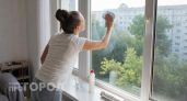 Тёща записала рецепт, сосед переспросил дважды: как помыть окна один раз и надолго одним средством