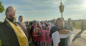 Встречали икону с хлебом-солью и молили о мире: Седмиезерная икона Богородицы в Куженерском районе