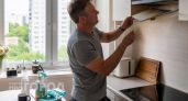 Ошибка чистоплюя: почему слишком частая чистка кухонной вытяжки делает её бесполезной