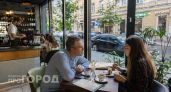 Эти 5 тем поднимают в разговорах только полные дураки: приглядитесь к знакомым