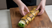 Хватит жарить баклажаны с кабачками: сочный овощной рулет из 3 продуктов в 2 раза вкуснее и полезнее