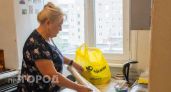 Купила в «Чижике» обычную клеенку, но не для стола: показываю, как превратила её в стильные водонепроницаемые коробы для хранения
