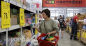 Запасаюсь в "Светофоре" дешевыми губками для посуды: не для кухни, а для идеального порядка в обувном шкафу