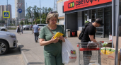 Купила в «Светофоре» обычную горчицу, но не для еды: как она спасает ковры от запаха