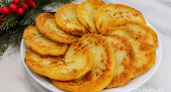 Лук уходит сетками на эту вкуснотищу: жарю золотистые лепёшки — хрустят по краям, тают в середине