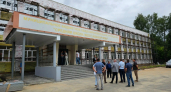 Новый асфальт и ограждение появились у школы в Йошкар-Оле