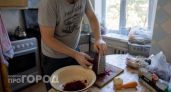 Достал банку - через 20 минут ем ароматный домашний борщ: идеальная заправка, чтобы не возиться у плиты
