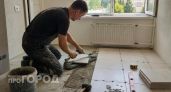 Линолеум и ковролин уже прошлый век: строители нашли покрытие, которое моется одним движением
