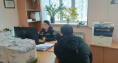 Отец из Медведевского района годами не мог заплатить алименты, но на новую иномарку деньги нашел