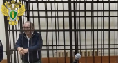 Житель Волжска полгода втирался в доверие к добровольцам СВО и воровал у них выплаты