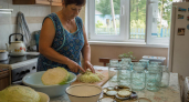 Засолила капусту по-старинному рецепту: без сахара и уксуса, а хрустит так, что соседи просят поделиться
