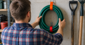 Собаки нет, а поводки из Fix Price скупаю пачками: придумала 3 способа, как использовать в гараже и на огороде