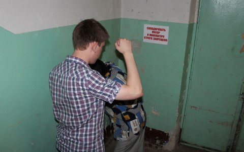 В Марий Эл пьяный мужчина избил пенсионерку