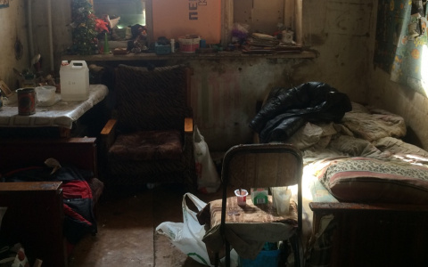 В Марий Эл жителей одного из домов пугает квартира с ужасным запахом