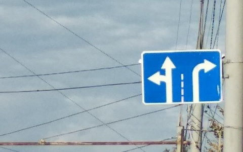 Светофор в Йошкар-Оле на бульваре Чавайна не «сломанный»?