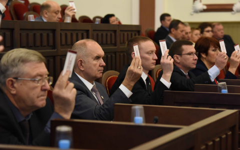 Депутаты Марий Эл утвердили бюджет республики на три года