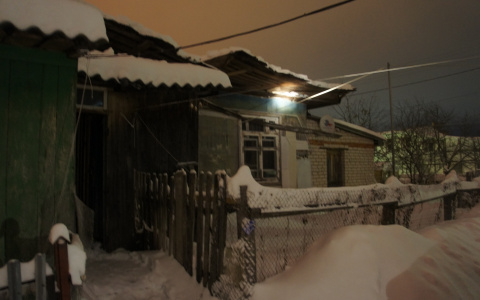 Из-за сильного снегопада в Йошкар-Оле обрушилась крыша жилого дома