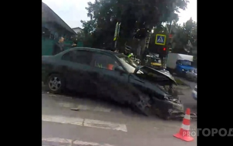 Йошкаролинка об утренней аварии: «Пострадал водитель, который не пропустил Газель»