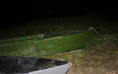 В Марий Эл на Ветлуге нашли лодку без рыбака: на месте работают спасатели