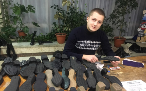Сапожник рассказал йошкаролинцам советы, как ухаживать за зимней обувью