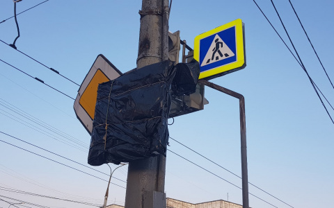 Светодиодный ограничитель скорости на Ленинском проспекте «прикрыли»: йошкаролинцы были недовольны