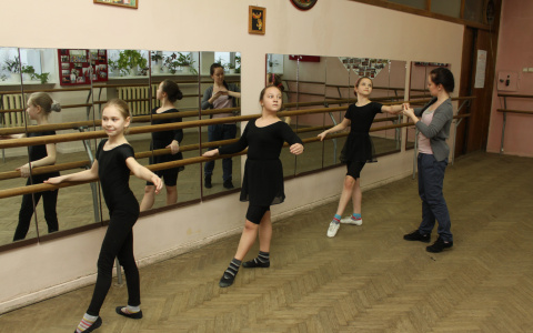 В Марий Эл более трех тысяч педагогов получают надбавки за классное руководство