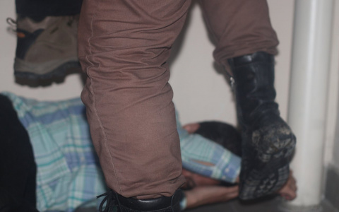 «Сломал бедро резиновой палкой»: сотрудник ЧОП, избивший йошкаролинца, окажется в суде