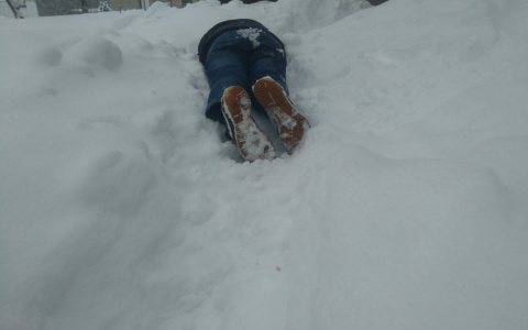 В Йошкар-Оле на Карла Маркса прохожие нашли тело мужчины