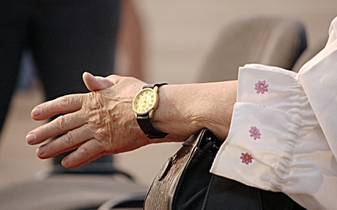 Известно, когда в России повысят социальные пенсии