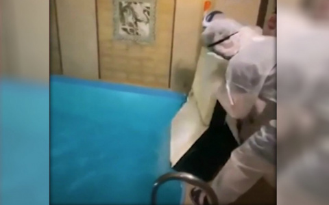 Шутка обернулась трагедией: три человека погибли в банном комплексе из-за сухого льда