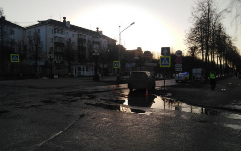 На бульваре Победы водитель Mazda сбил 18-летнюю девушку