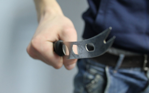 17-летний подросток из Марий Эл, порезавший на улице незнакомку, отправится в колонию для несовершеннолетних