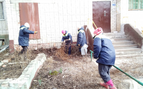В Йошкар-Оле проходит весенний месячник по уборке города