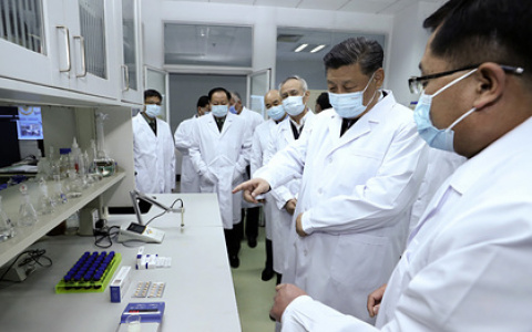 В Китае испытывают на людях вакцину от коронавируса